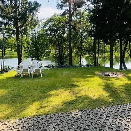 Dom Caloroczny Nad Jeziorem Do 10 Osob Okolo 60km Od Morza Appartement